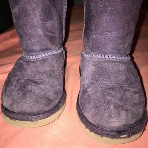Purple lace ugg